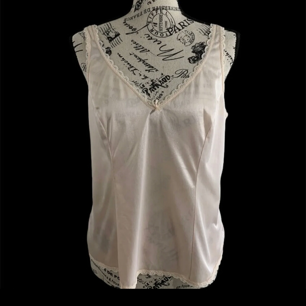 Vintage Warners size 36 Cami